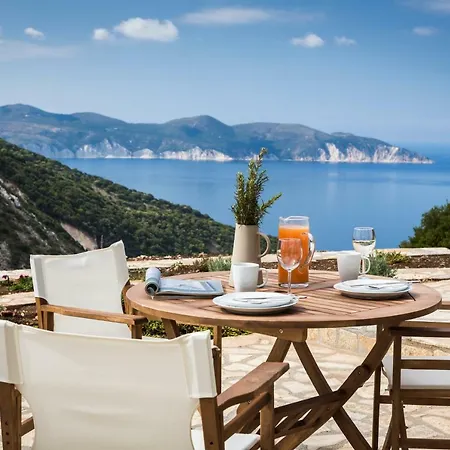 Myrtos View Apartmán *